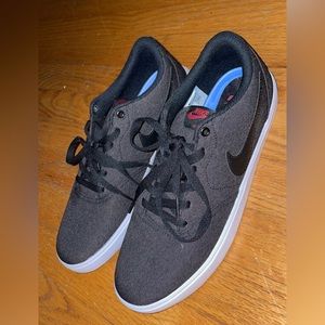 Nike shoes , size 10.5